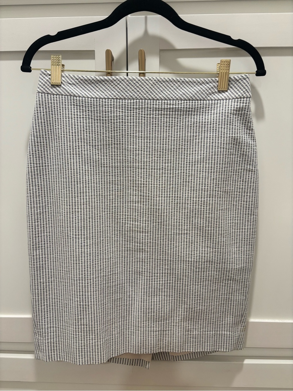 Ann Taylor Seersucker Pencil Skirt | 2P